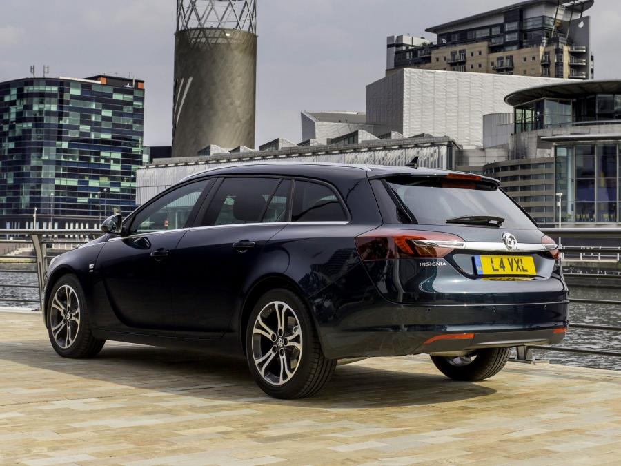  Vauxhall Insignia Sports Tourer 2013 года  (фото 10 из 10)